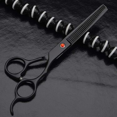 Набір професійних ножиць для грумінгу собак, 18 см (7 дюймів). Включає 2 ножиці для стрижки, ножиці для розрідження та гребінець. Підходить для грумінгу обличчя, шиї, носа та лап собак та котів. Чорний колір.