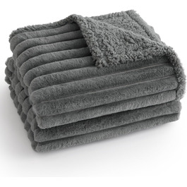 колір: сірий