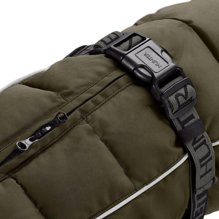 Накидка для собак HUNTER Paxson для такс, оливковий колір, водонепроникна та тепла, з підкладкою, для захисту від негоди, світловідбиваюча, для маленьких собак з довгим тулубом, розмір (40)