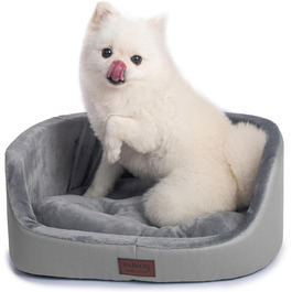 колір: це може бути помилкове написання. можливо, ви мали на увазі 'грав' (відмінна форма дієслова 'грати'). якщо ні, будь ласка, уточніть, що ви маєте на увазі, щоб я міг надати точний переклад.