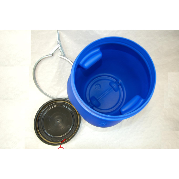 Пластикове відро Plasteo® 30 літрів з кришкою на затискач | Харчовий пластик | Контейнер для корму | Герметичне закриття | Складається в стос та підходить для палет | Міцні ручки | Синій