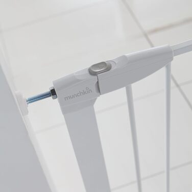 Ворота для дитячого захисту Munchkin Auto Close: автоматичне закриття, сталь, 76-82 см, білий