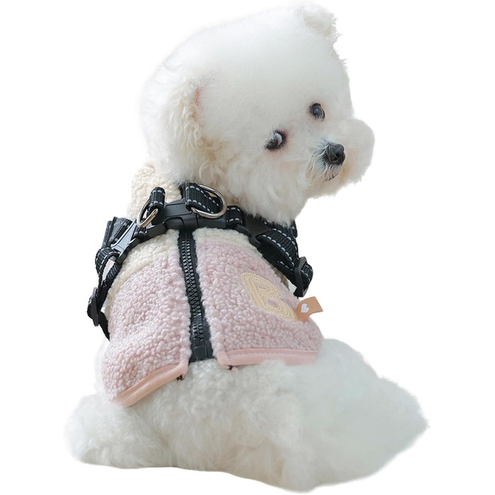 Тепла жилетка для собак з флісовою підкладкою, з отвором для шлейки. Ідеально для прогулянок та активного відпочинку восени. Підходить для маленьких та середніх порід. Кольори: зелено-білий, рожево-білий.