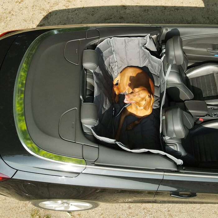 Автомобільний захист для собак GEAR Rapallo: водовідштовхувальний, універсальний, для будь-якої породи, легко миється