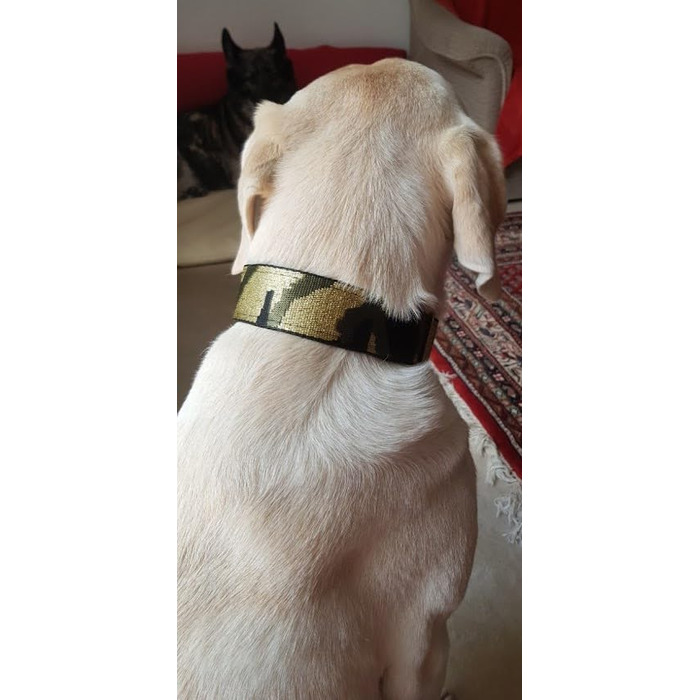 Камуфляжний нашийник для собак, широка стрічка 4 см, м'яка підкладка, військовий стиль, зручна застібка-клік, регульований, оливково-золотий-чорний (до 48 см)