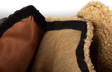 Сумка-переноска для собак Dog with a Mission Bandit чорного кольору, 45 x 30 x 27 см