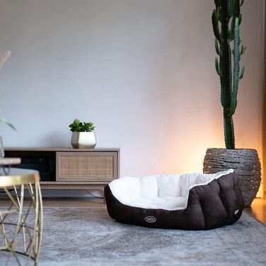 Ліжко для собак Nobby Taika, 66 x 57 x 22 см, коричневе/вовняно-біле, комфортне