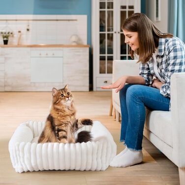 Килимок для котів XIAPIA з м'якою тканиною, 50x48x15 см. Ортопедичний лежак для котів та маленьких собак, білий.