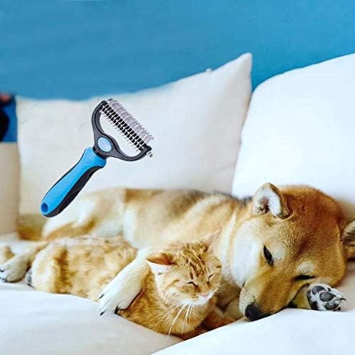 Щітка для вичісування підшерстка собак та котів з середньою та довгою шерстю - проти ковтунів та підшерстка (Блакитна)
