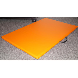 колір: помаранчевий