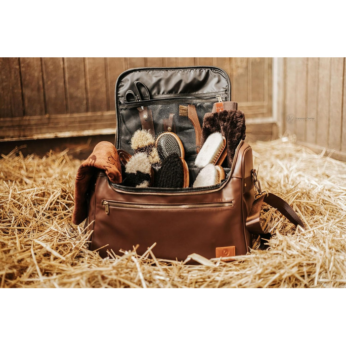 Набір для догляду за конем (12 предметів) – повний комплект для чищення коней: щітка-кардаш, щітка для гриви, копитачка, стрігач, гребінець для гриви та сумка – високоякісний набір для стайні та турнірів