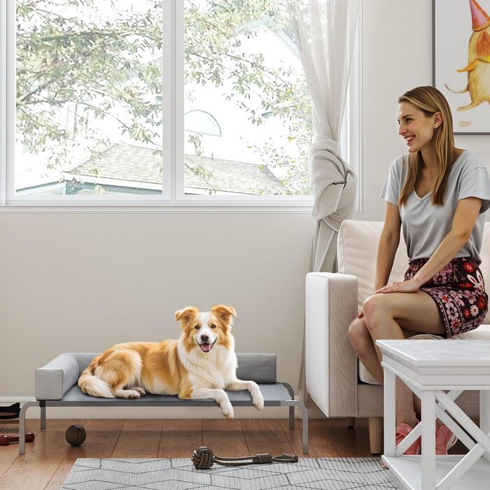 Лежанка для собак PawHut Outdoor, піднята лежанка для середніх собак, охолоджуюча лежанка для домашніх тварин з L-подібною подушкою та антиковзними ніжками, лежанка для собак на вулицю, кемпінг, 110x75x30см, світло-сіра