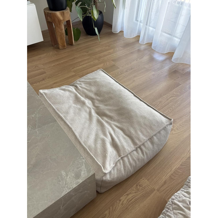 Ортопедичне ліжко для собак Flamingo Baldar – прямокутне, бежеве, 80 см. Комфортне місце для сну з подушкою Baldar, 80x60x18 см