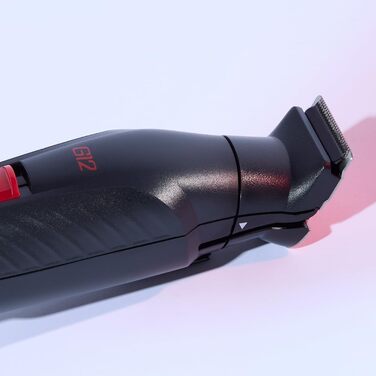 Мультитриммер Remington G12 [12-в-1]: для волосся, бороди, тіла, вух та носа. З 6 насадками, самозагострювані леза, акумуляторний. PG2120