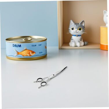 Професійна ножиця для собак та котів з ергономічною ручкою. Високоякісна сталь, безпечна та зручна для грумінгу.