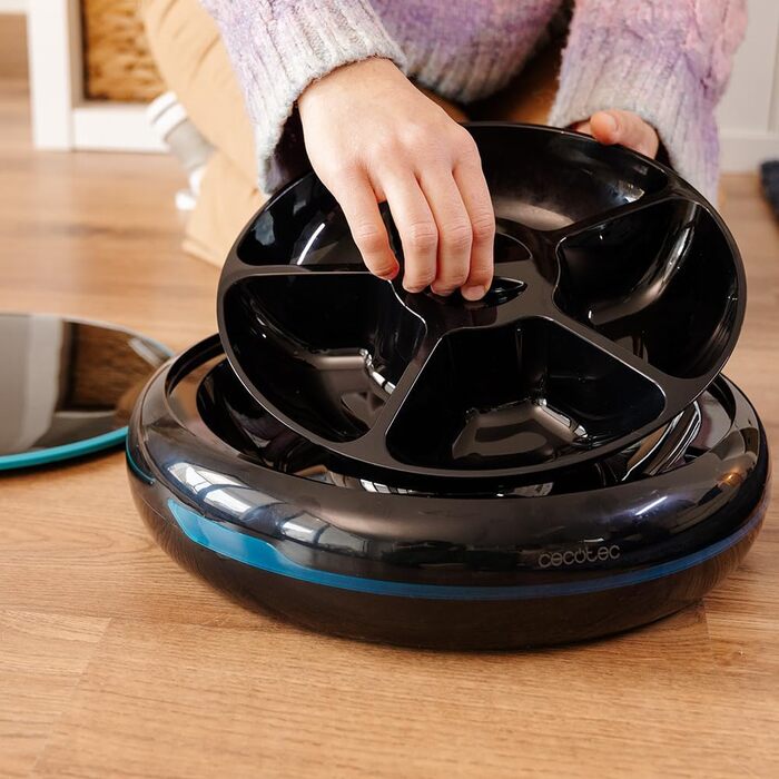 Автоматичний годівниця для домашніх тварин Cecotec Pumba 1600 Purrfect Meal - 1.6 л, 4 відділення, таймер, LED-дисплей, голосовий рекордер