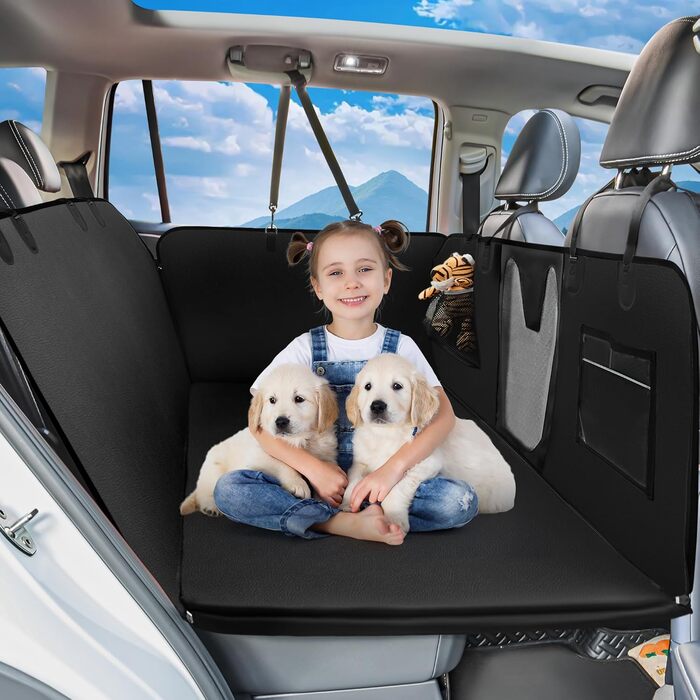 Захисний чохол на сидіння для собак Dorifine з PU-шкіри для заднього сидіння автомобіля. Підходить для собак вагою до 180 кг, 100% водонепроникний, стійкий до подряпин та ковзання. Розмір M (132 x 63 см).