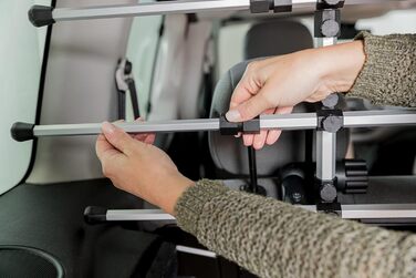 Сітчаста перегородка для собак TRIXIE в багажник автомобіля, регульована, 105–172 см, 46–60 см, срібно-чорна