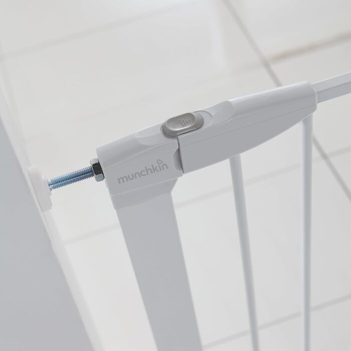 Ворота для дитячого захисту Munchkin Auto Close: автоматичне закриття, сталь, 76-82 см, білий