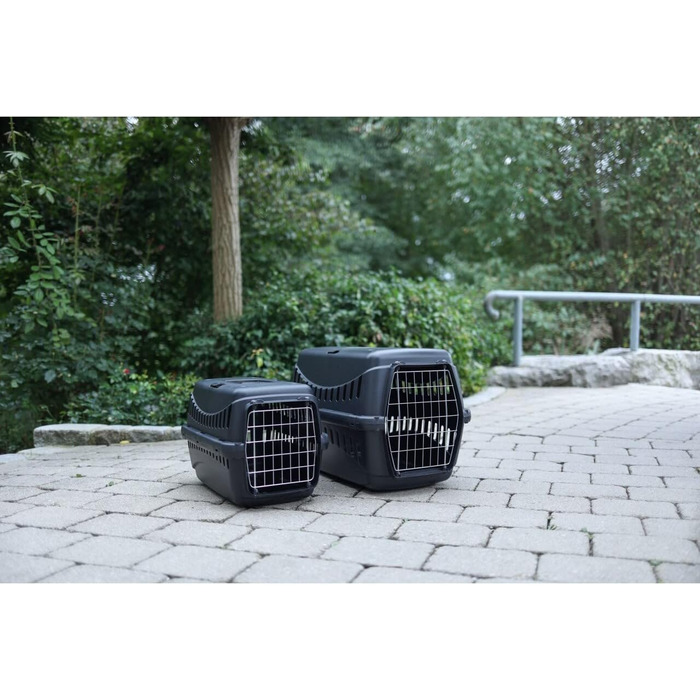 Транспортна переноска для тварин Kerbl Expedion Eco з металевими дверцятами, 58x38x38 см, чорна, 1.63 кг