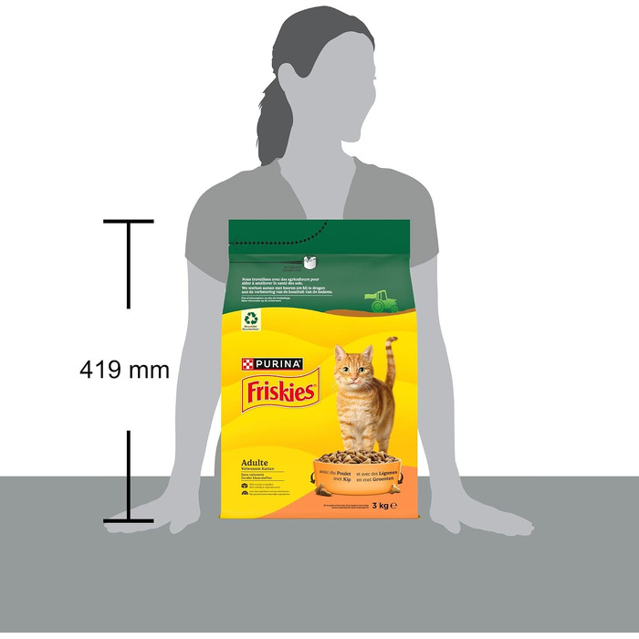 Сухий корм для дорослих котів Friskies з куркою та овочами, повнораціонний, 3 кг